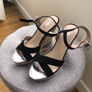Wedge shoes